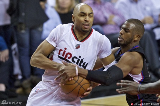 还让参与者 还让参与者